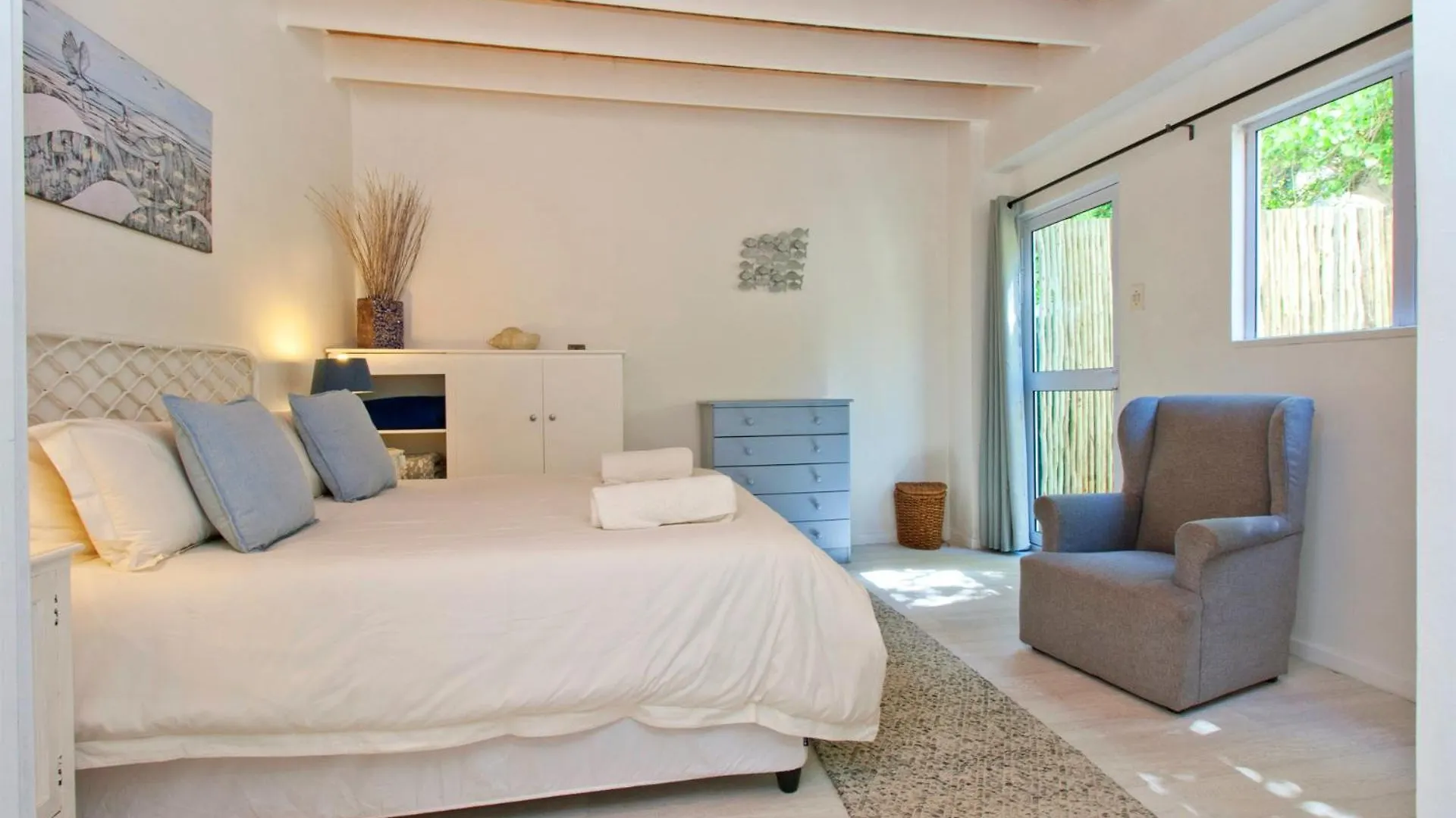 Atlantic Dream Beachfront Villa Scarborough