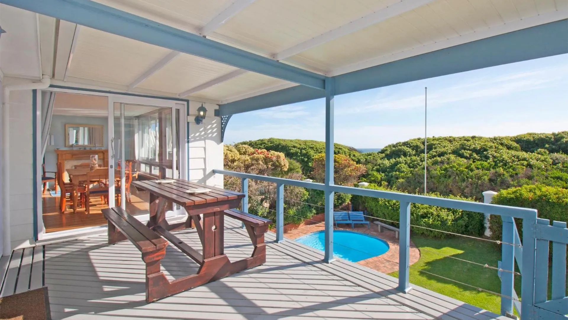 Atlantic Dream Beachfront Villa Scarborough