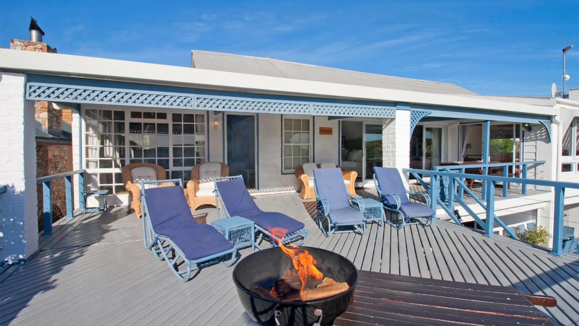 Atlantic Dream Beachfront Villa Scarborough